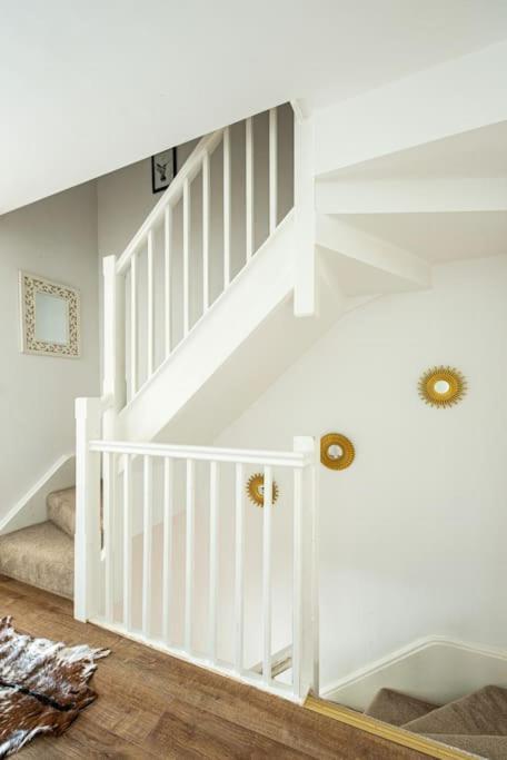 Roseberry Cottage - Lower Mill Estate Somerford Keynes Exteriör bild