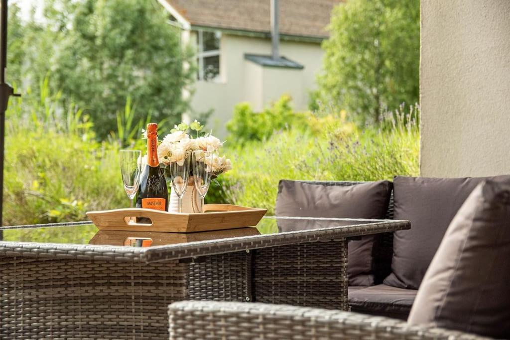 Roseberry Cottage - Lower Mill Estate Somerford Keynes Exteriör bild